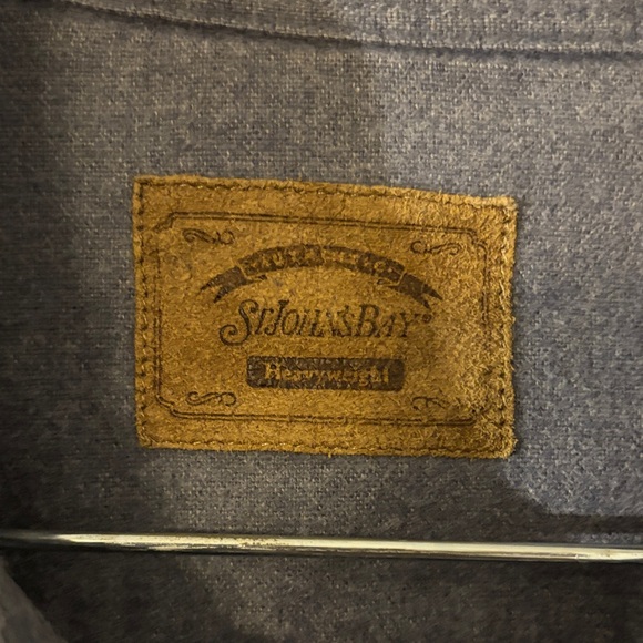 St. John's Bay Men's Gray Button-Up 100% cotton size XL - Picture 3 of 6